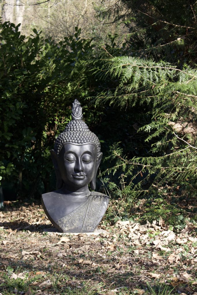 Statue dans un jardin